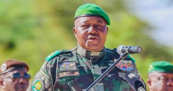 Attaque de l’aéroport de Niamey&nbsp;: Tiani accuse Macron, Talon et Ouattara de «&nbsp;sponsoriser les mercenaires&nbsp;»
