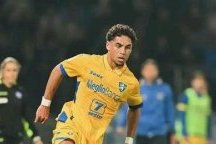 Serie B : Anthony Oyono XXL face à la Juve Stabia, la Panthère rugit avant la CAN
Serie B : Anthony Oyono XXL face à la Juve Stabia, la Panthère rugit avant la CAN