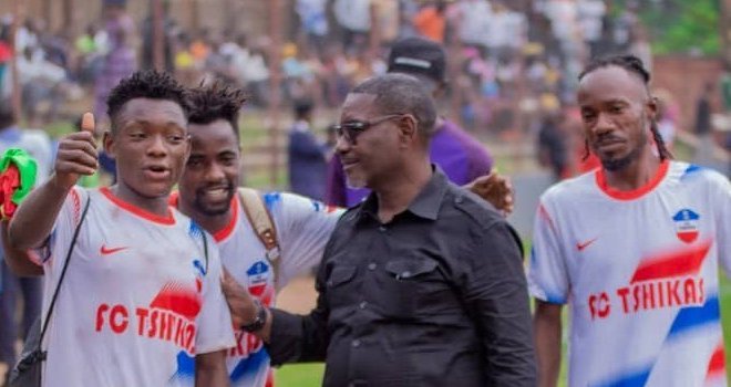 RDC&nbsp;: Baptême du feu réussi pour Saturnin Ibela, le FC Tshikas se relance dans la course au maintien
