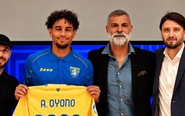 Serie A&nbsp;: Anthony Oyono prolongé jusqu’en 2029 par Frosinone
