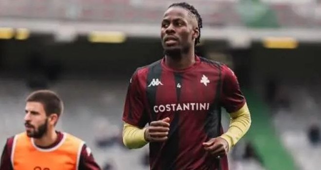 Ligue 2 : Michel Mboula retrouve les terrains lors du succès de Metz face à Sochaux
Ligue 2 : Michel Mboula retrouve les terrains lors du succès de Metz face à Sochaux
