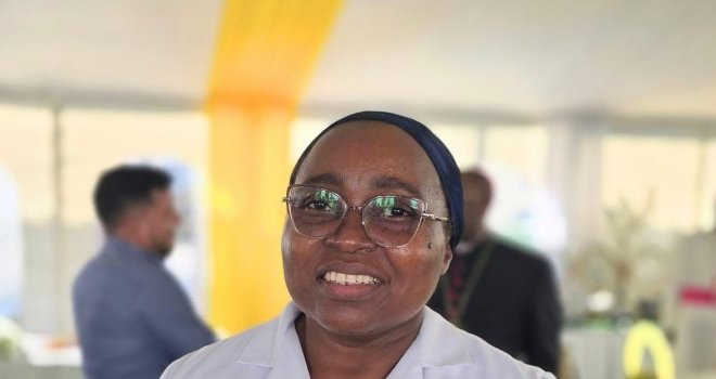 Vatican : Une Sœur gabonaise mise à l’honneur pour ses fonctions auprès du Saint-Siège
Vatican : Une Sœur gabonaise mise à l’honneur pour ses fonctions auprès du Saint-Siège