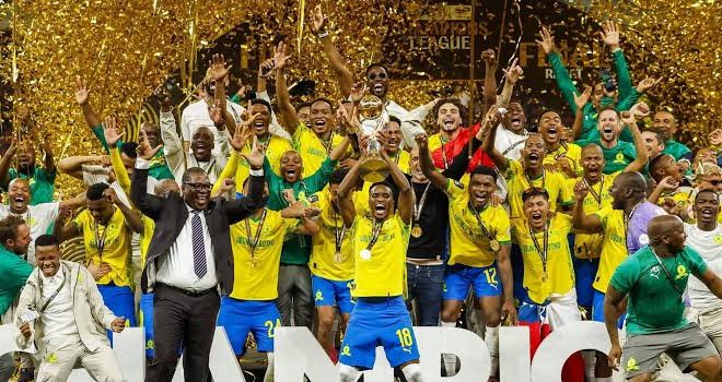 Ligue des champions de la CAF : Mamelodi Sundowns retrouve le sommet dix ans après
Ligue des champions de la CAF : Mamelodi Sundowns retrouve le sommet dix ans après