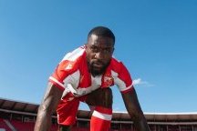 Transfert : Shavy Babicka rejoint l’Étoile Rouge de Belgrade pour quatre ans
