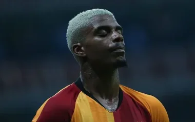 Mercato : Galatasaray ouvre la porte à un départ de Mario Lemina, Kocaelispor à l’affût