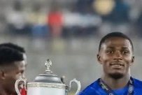 Ouganda&nbsp;: Loyce Mbaba soulève déjà son premier trophée avec Vipers SC

