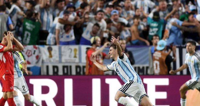 Mondial 2026 : l’Argentine dompte la Suisse après prolongation et rejoint l’Angleterre en demi-finale
Mondial 2026 : l’Argentine dompte la Suisse après prolongation et rejoint l’Angleterre en demi-finale