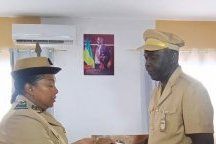 Gabon : le chanteur Prince Marius troque le micro contre les fonctions de chef de canton
Gabon : le chanteur Prince Marius troque le micro contre les fonctions de chef de canton