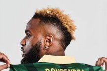 Nécrologie : Aaron Boupendza s’éteint tragiquement en Chine
