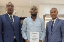 Coaching&nbsp;: Louis Djasmy Mavoungou Nfoumbi, premier Gabonais titulaire de la licence A de l’IHF, honoré par la tutelle
