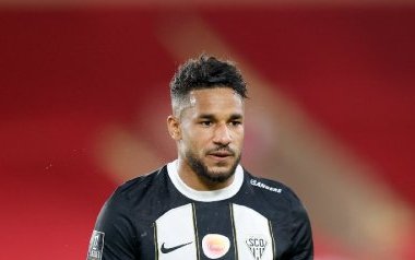 Angers SCO : Jim Allevinah signe son retour à l’entraînement, mais reste préservé face à Lens
