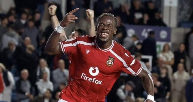 Championship&nbsp;: Jacques Ekomié marque dès son 2e match, Wrexham écrase Millwall