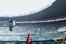 Mondial 2026 : Le Mexique réussit son entrée en compétition face à l’Afrique du Sud réduite à 9
Mondial 2026 : Le Mexique réussit son entrée en compétition face à l’Afrique du Sud réduite à 9