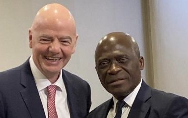 FIFA&nbsp;: Pierre-Alain Mounguengui affiche son soutien à Gianni Infantino pour 2027