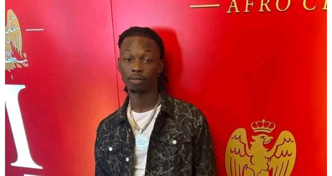 Après ses excuses à Ndong Mboula, Petit Mandelha fait une grosse annonce à ses fans
Après ses excuses à Ndong Mboula, Petit Mandelha fait une grosse annonce à ses fans