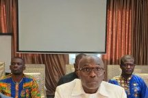 Élection à la Fégafoot&nbsp;: face aux polémiques, les clubs professionnels font bloc derrière Pierre Alain Mounguengui
