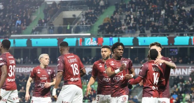 Urie-Michel Mboula, le roc gabonais qui propulse Metz en Ligue 1
